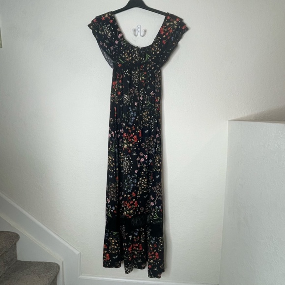 Alice + Olivia Cherri Off The Shoulder Floral Black/Multicolor Maxi Dress Size 6 - Picture 3 of 15